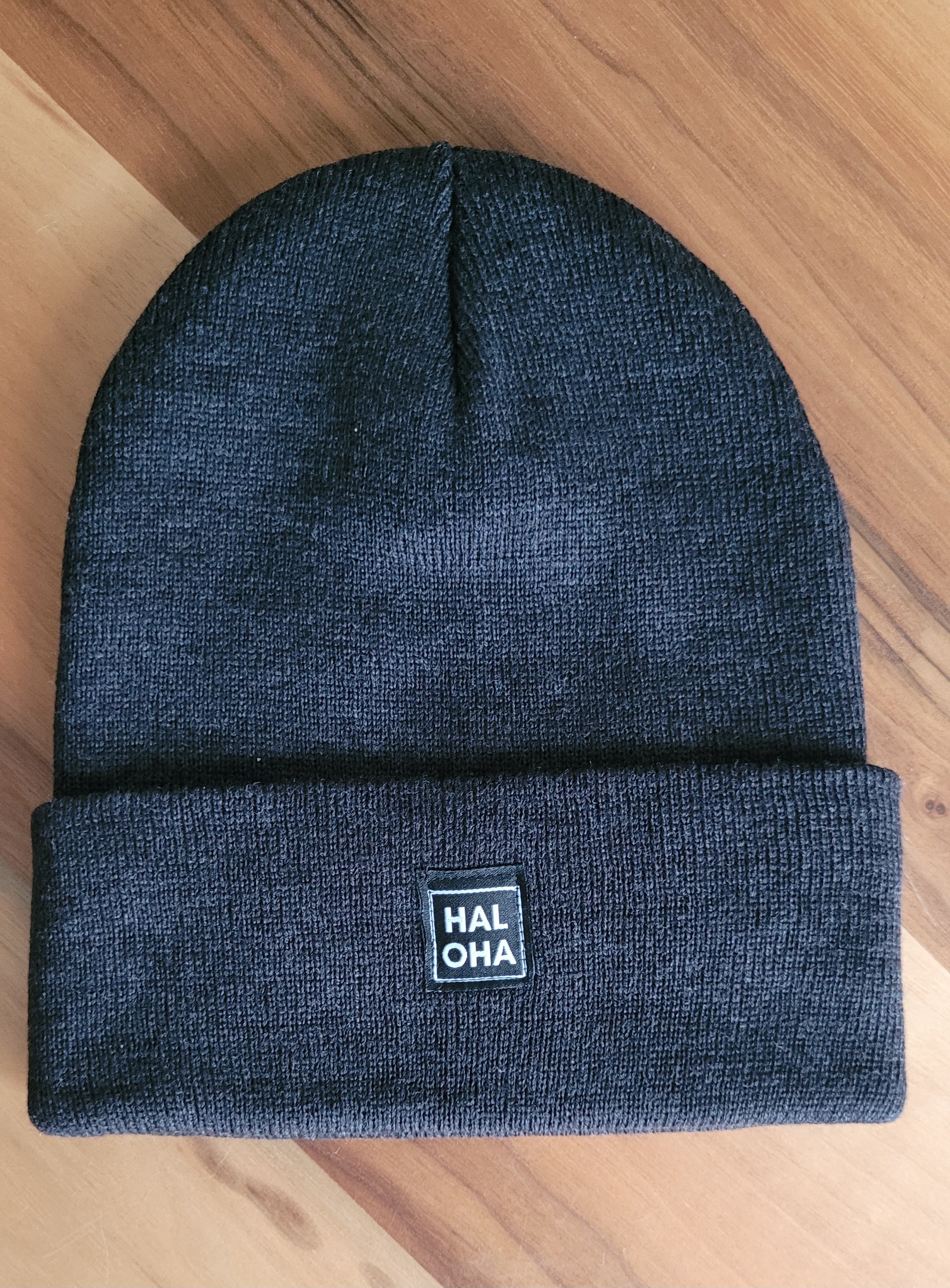 Tuques unisexes confortables - 2 couleurs (GRIS pâle et foncé) Cloud Mist & Lava Stone