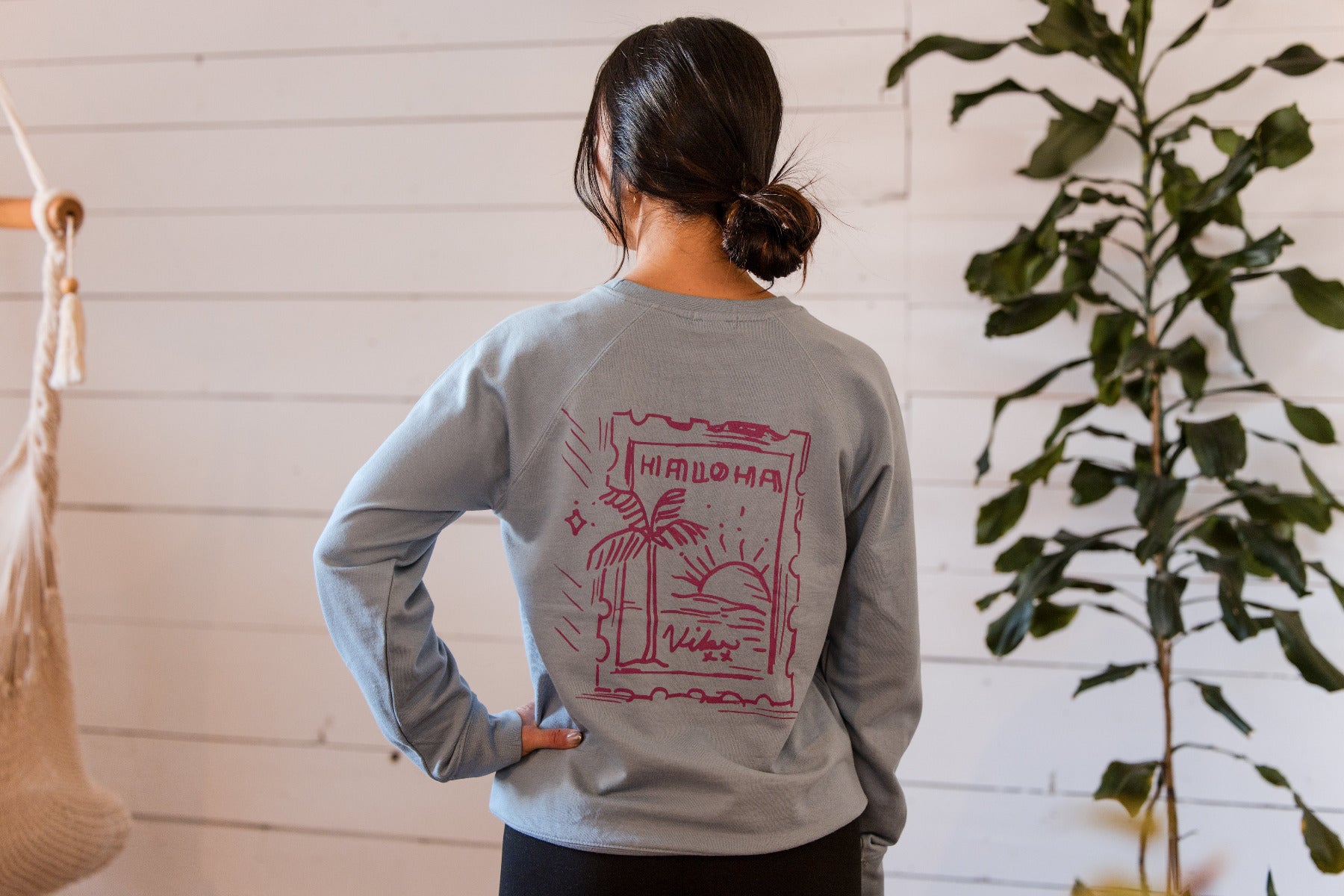 Crewneck unisexe mince POSTCARD - Sunset vibe (Option avec 1 ou 2 logos)