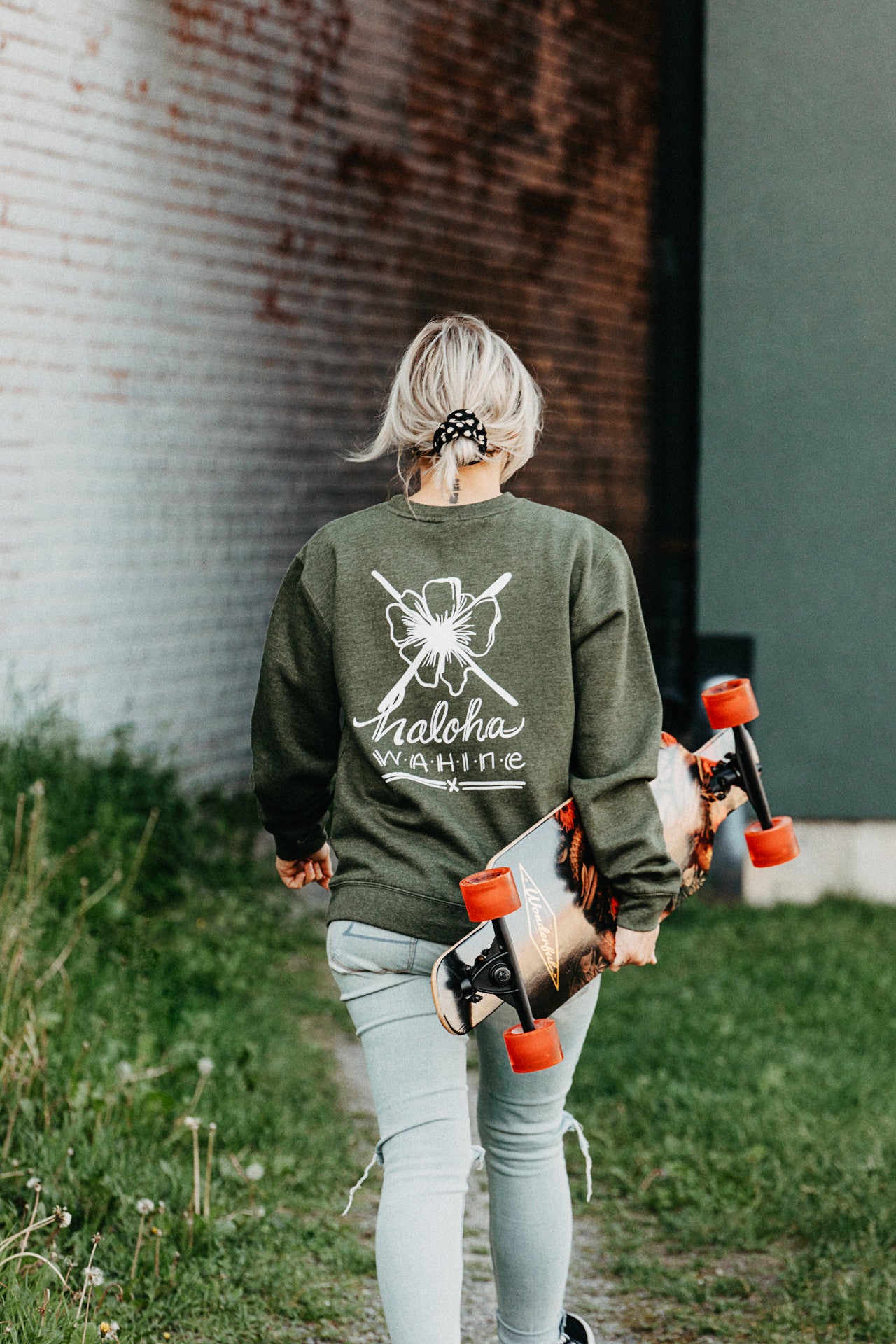 Crewneck unisexe OUATÉ FLOWER 🌺Couleur au choix (PRÉCOMMANDE)