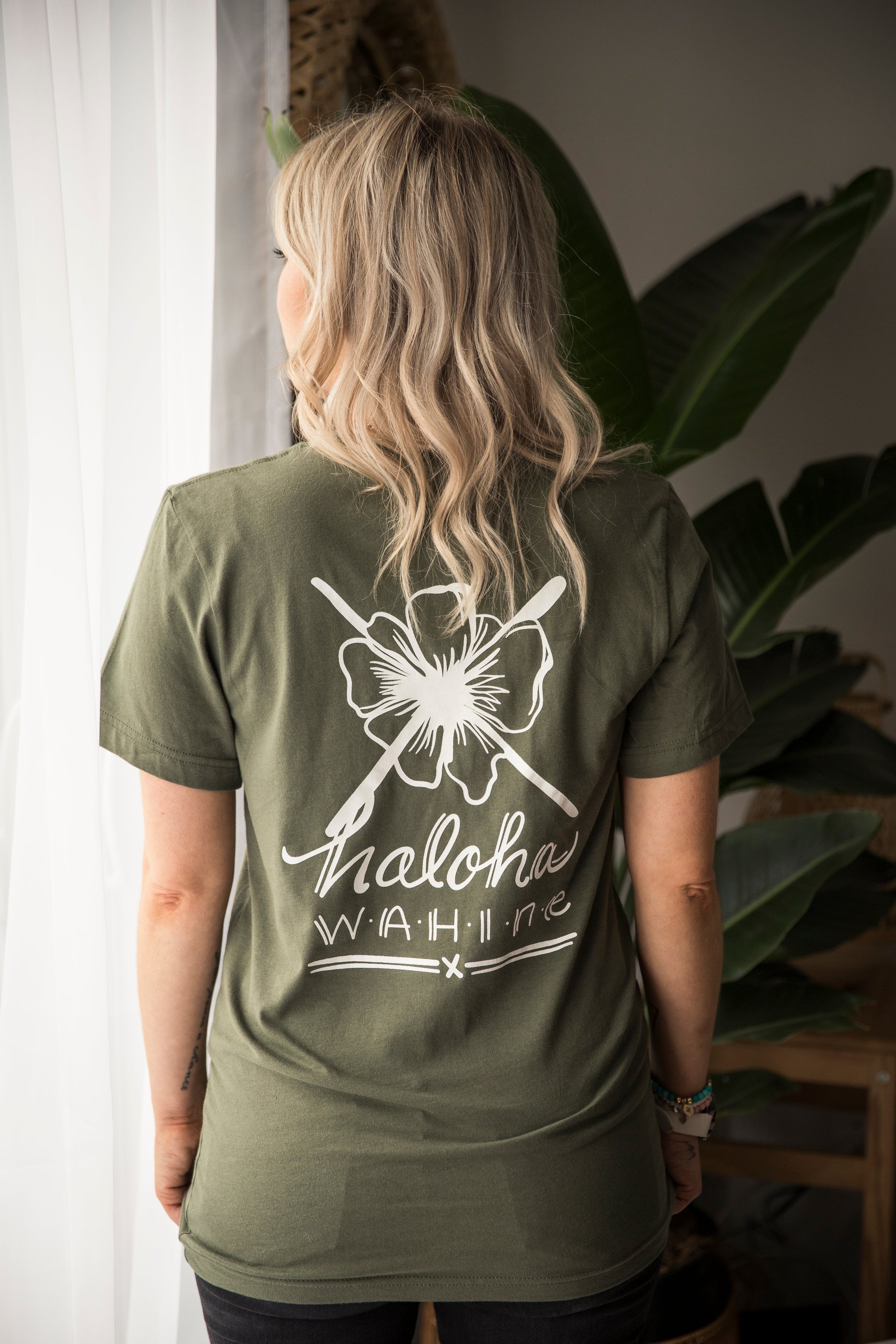 T-shirt unisexe FLOWER 🌺couleur au choix (PRÉCOMMANDE )
