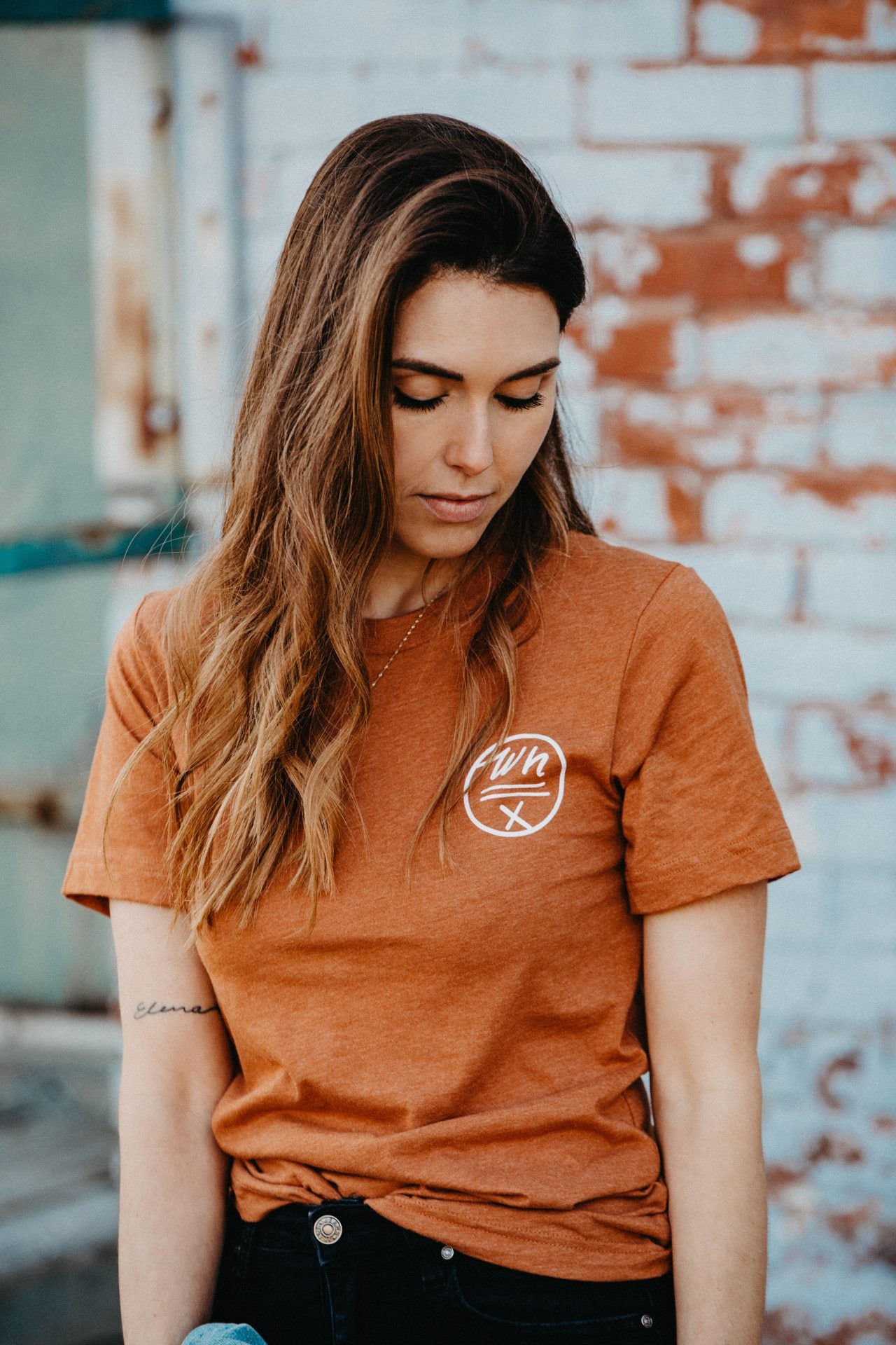 T-shirt unisexe FLOWER 🌺couleur au choix (PRÉCOMMANDE )